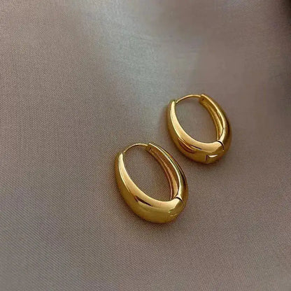 Savvy Hoop Earrings