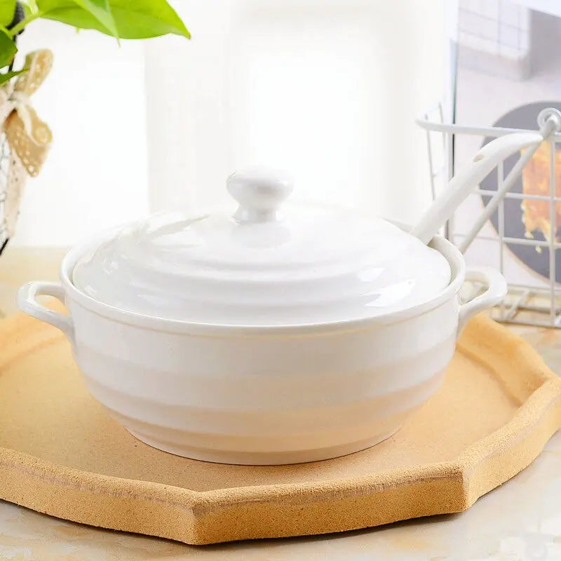 Large-capacity 1.4L Ceramic Soup Bowl with Lid.